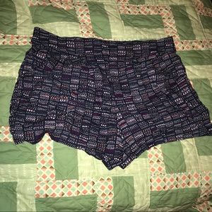 Mossimo shorts with pockets